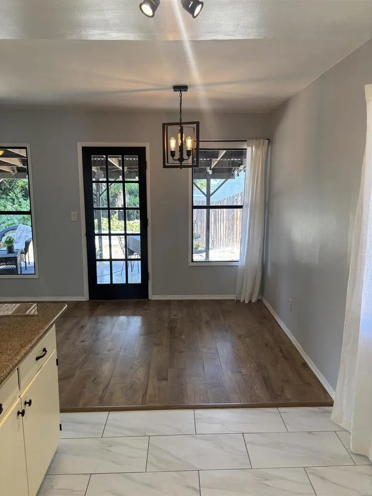 https://cdn.realtyfeed.com/cdn/127/307060601/5cb50a381db12862513f1594fa326582.webp