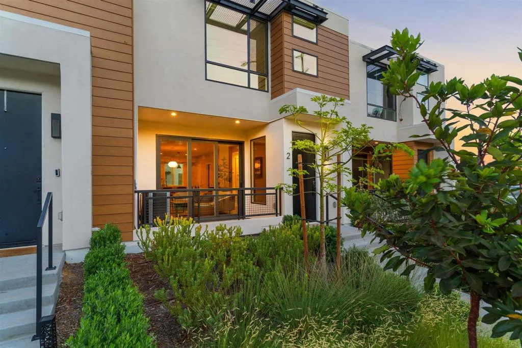 https://cdn.realtyfeed.com/cdn/127/307060602/2e0897c7cef7b4f371e46d7d0608eb18.webp