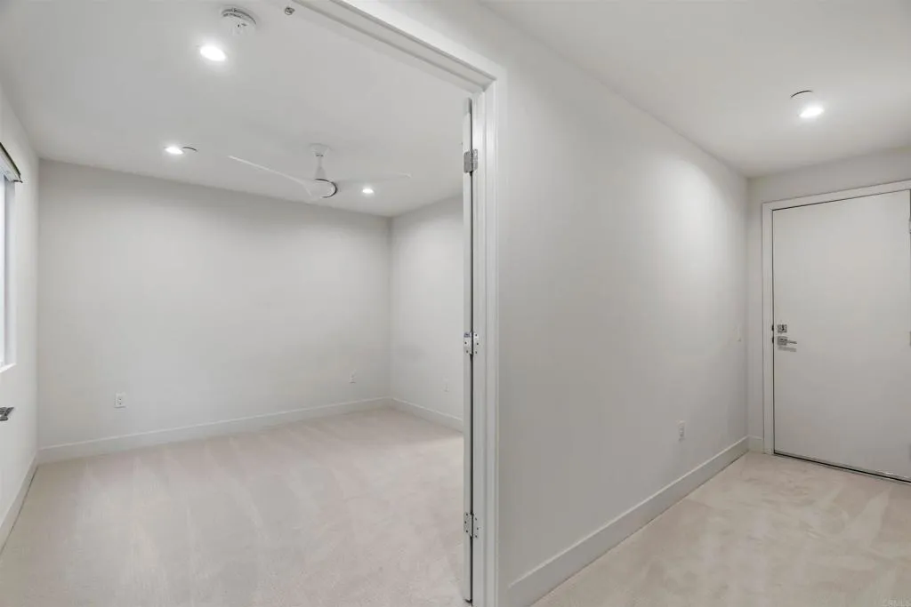 https://cdn.realtyfeed.com/cdn/127/307060602/41b462b57b5cd4693f5bd4697981bca7.webp
