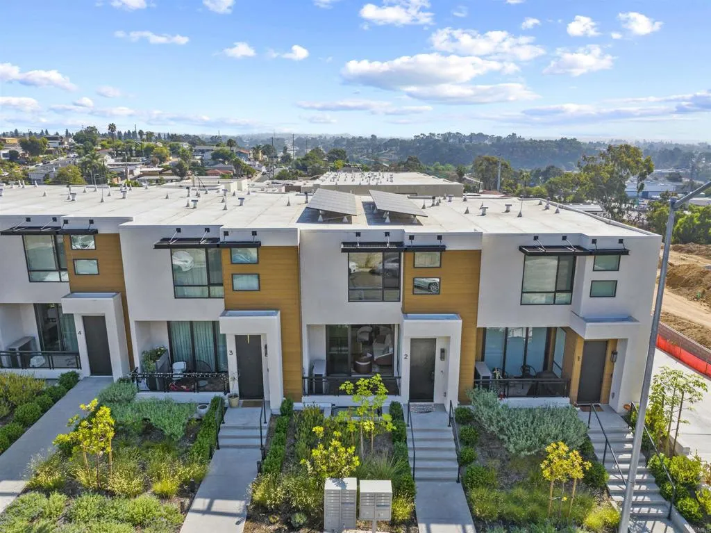 https://cdn.realtyfeed.com/cdn/127/307060602/7f99f096188790e4807d8a6751cc0953.webp
