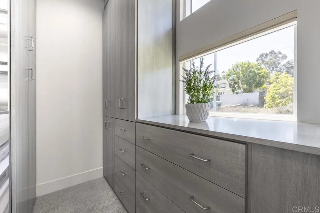 https://cdn.realtyfeed.com/cdn/127/307060602/bd1352e07d1ad824d292505cd0e92461.webp