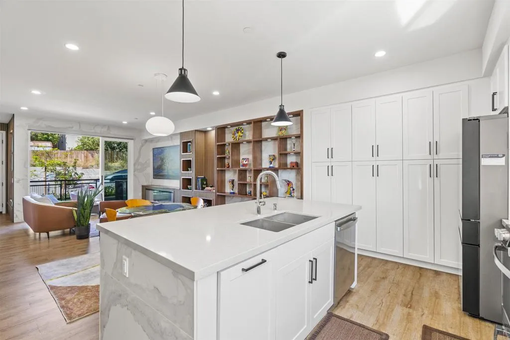 https://cdn.realtyfeed.com/cdn/127/307060602/ca7d30a3d66186e62d2c033ce65db61b.webp