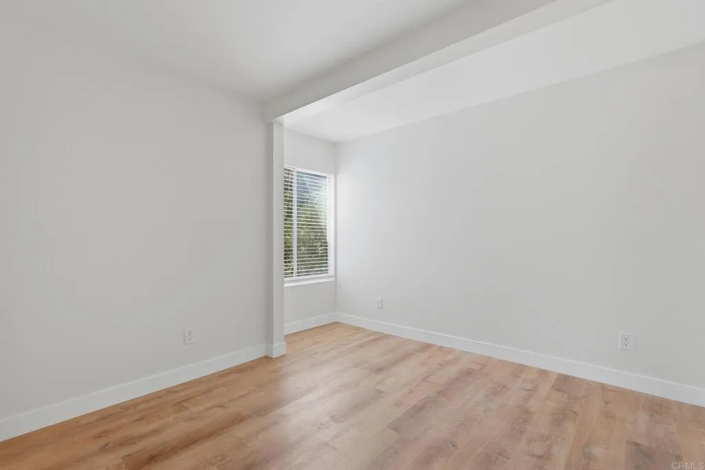 https://cdn.realtyfeed.com/cdn/127/307060657/16b86413394abdaccfdd64eb6c99c7d5.webp