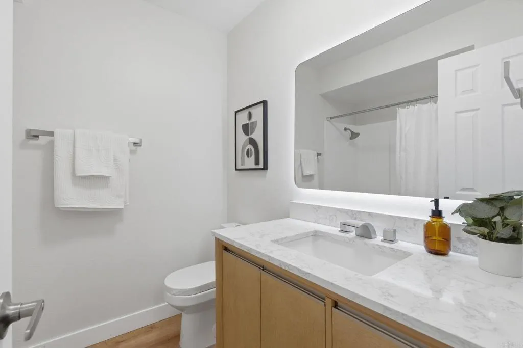 https://cdn.realtyfeed.com/cdn/127/307060657/94f86f1ed817c44ecfa4cc3cd2d95baf.webp