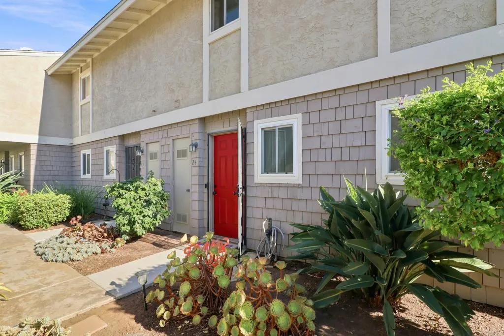 2112 E Vista Way Unit 24, Vista, CA 92084 - Photo 2 of 31, Vista, CA