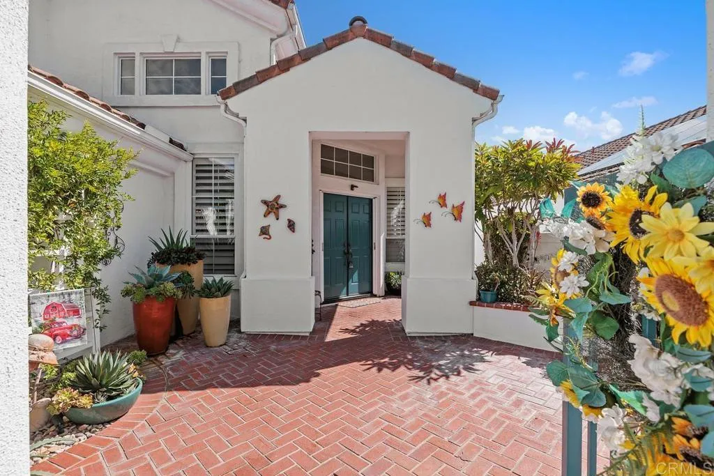 6005 Patmos Way, Oceanside, CA 92056 - Photo 3 of 30, Oceanside, CA