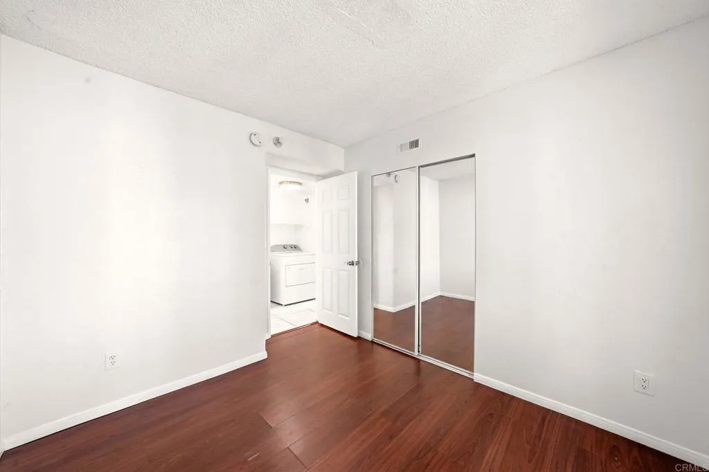 https://cdn.realtyfeed.com/cdn/127/307060907/6142f4e71e620e21e8001d62c0d302ce.webp