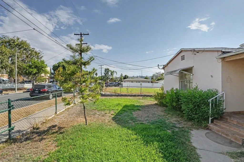 https://cdn.realtyfeed.com/cdn/127/307060909/23cee8e2e8b73aa810718cb8d0baf8b0.webp