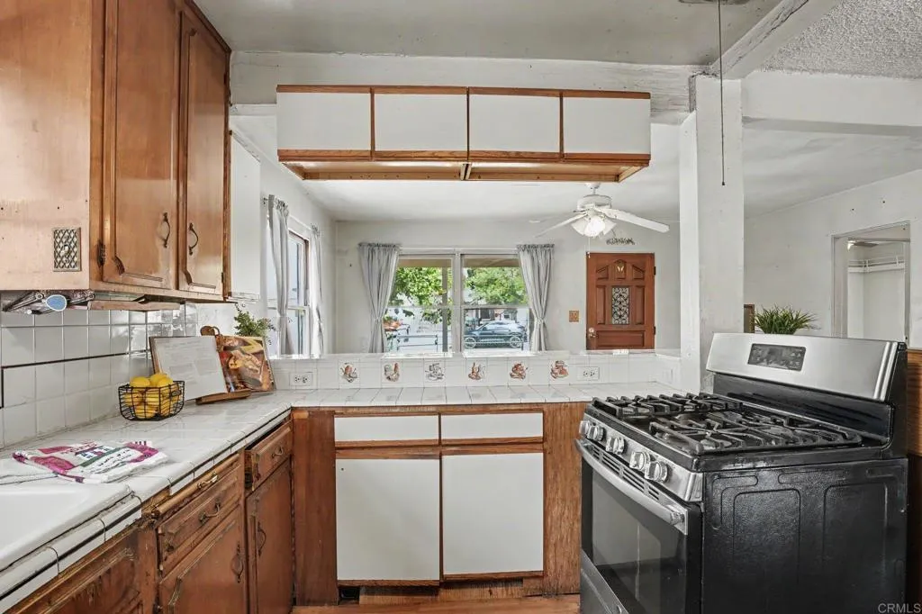 https://cdn.realtyfeed.com/cdn/127/307060909/68966ecdc9e45aea1e93901e0f74bf8d.webp