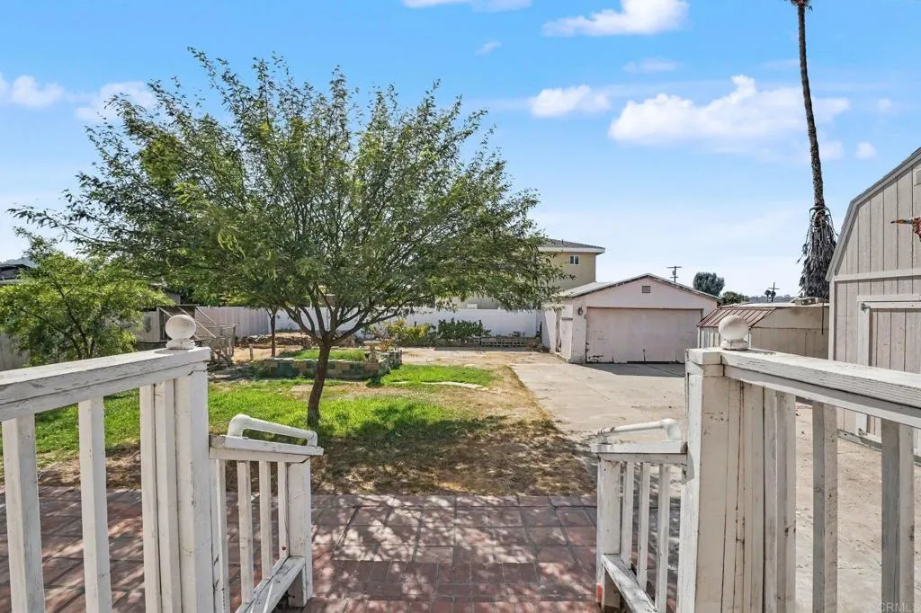 https://cdn.realtyfeed.com/cdn/127/307060909/e6ead6590bc6fff0d390c503a7b31405.webp