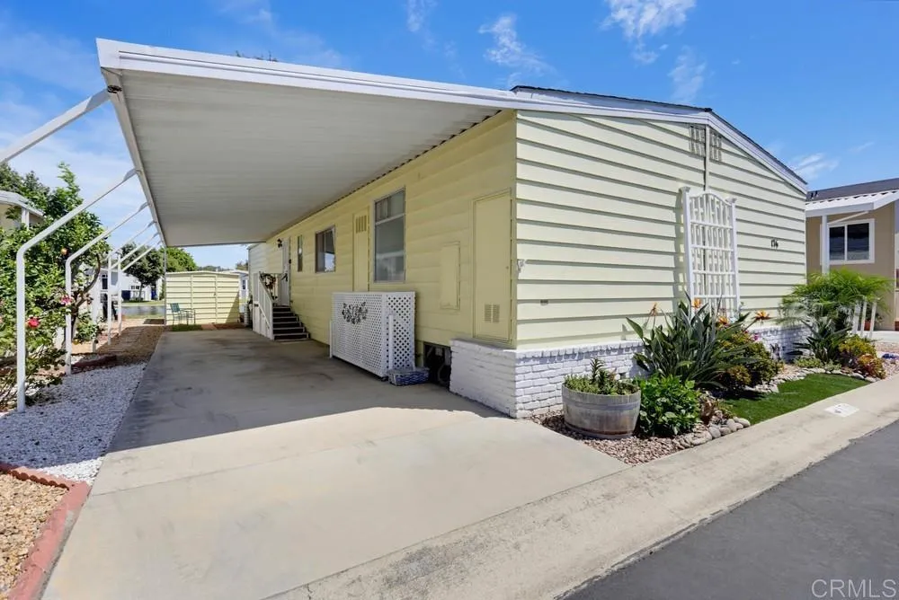 https://cdn.realtyfeed.com/cdn/127/307060928/45f7b1a2b03f740d07e78b505d33e252.webp