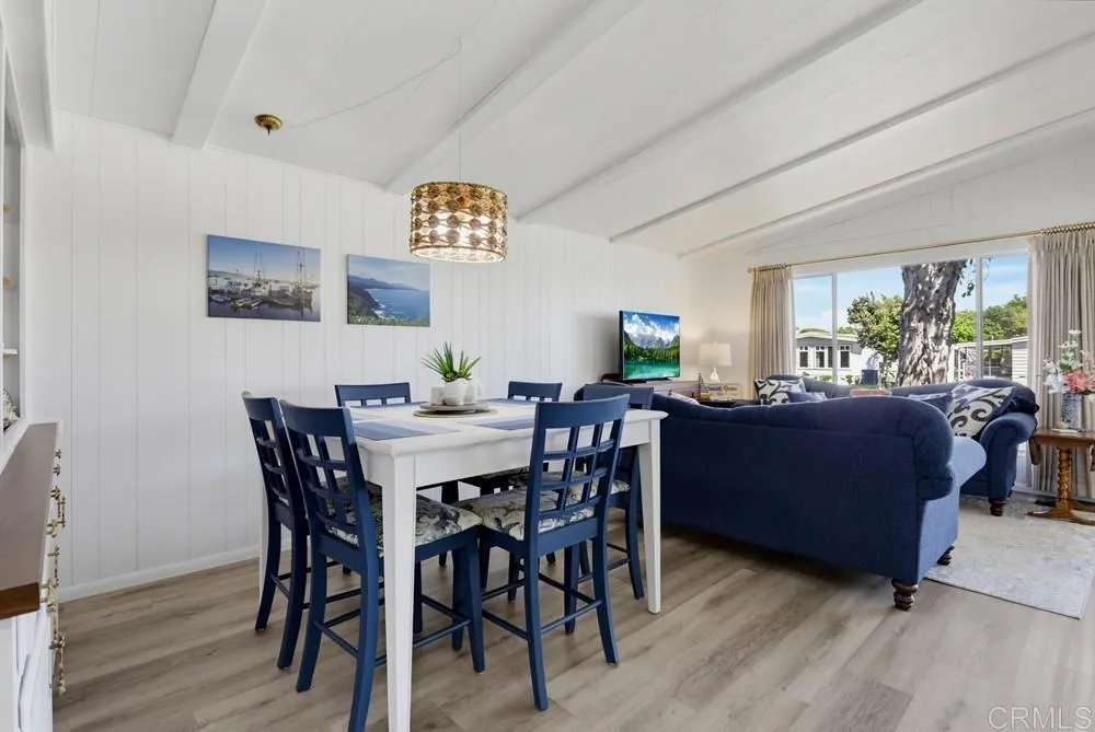 https://cdn.realtyfeed.com/cdn/127/307060928/e887a785f2049a0050d1dd8c2d7e1346.webp