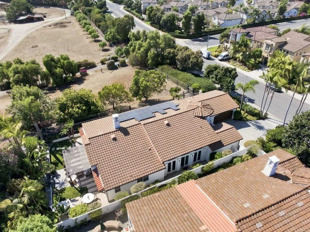 https://cdn.realtyfeed.com/cdn/127/307060939/5fbe89b9209c248c750cf711b7c0afc0.webp