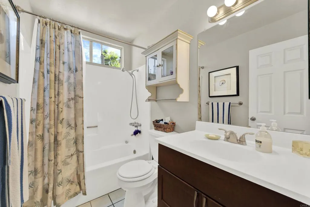 https://cdn.realtyfeed.com/cdn/127/307060991/cf7257d7bcc25fef7f78d09c2752f259.webp