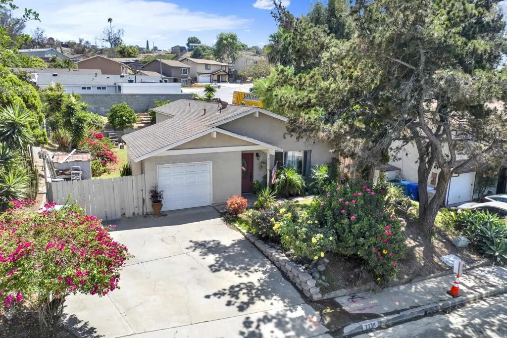 https://cdn.realtyfeed.com/cdn/127/307060991/fe460c1d76cae5ce3723ff22be25f77b.webp