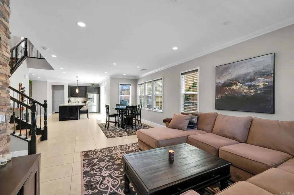 https://cdn.realtyfeed.com/cdn/127/307061059/37556dd54a833803591ab42de03bb9f2.webp