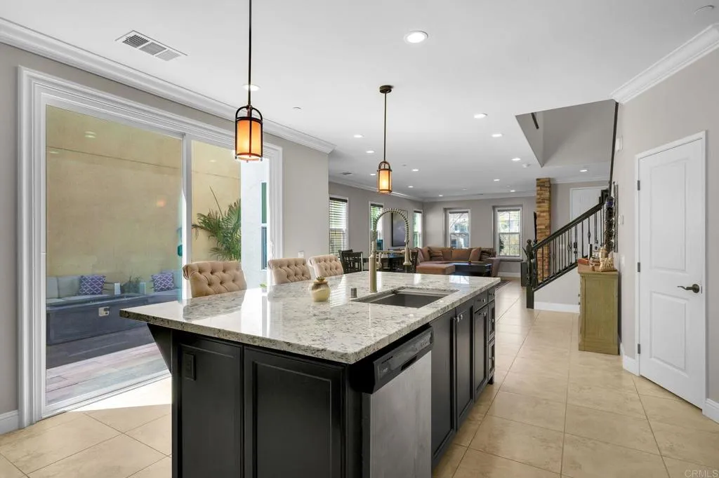 https://cdn.realtyfeed.com/cdn/127/307061059/a7d31b3c704a145d85f91fde51024d91.webp