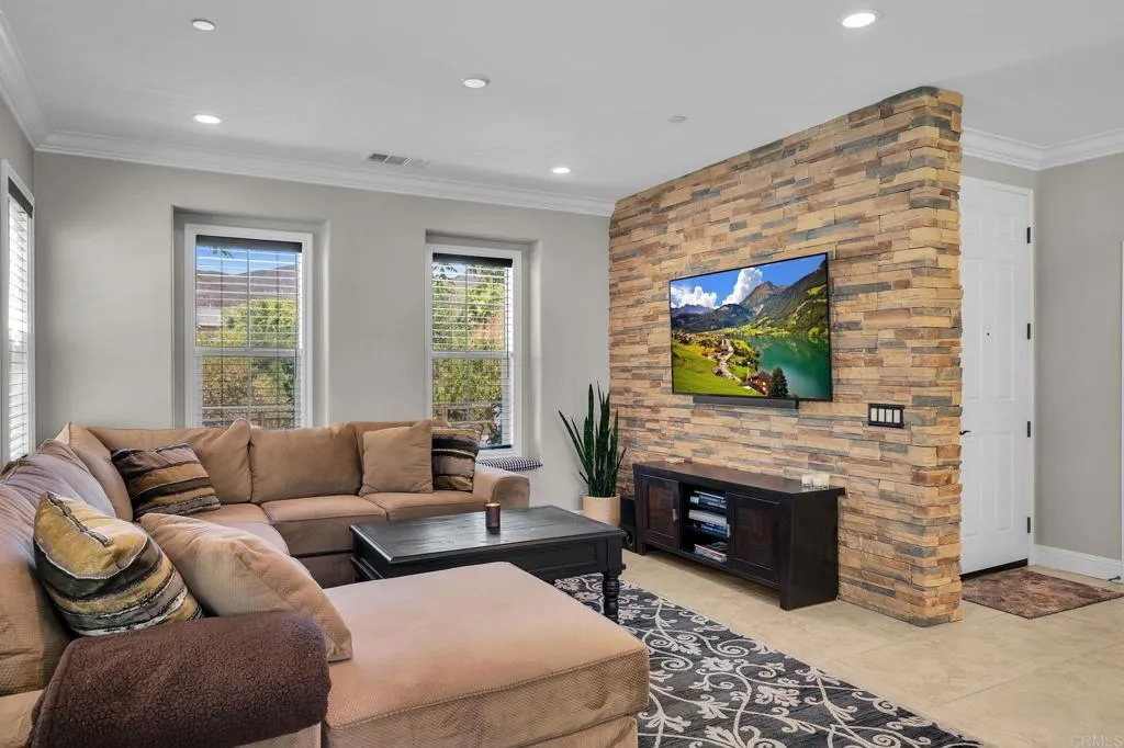 21415 Riding Trail Drive, Escondido, CA 92029 - Photo 3 of 43, Escondido, CA