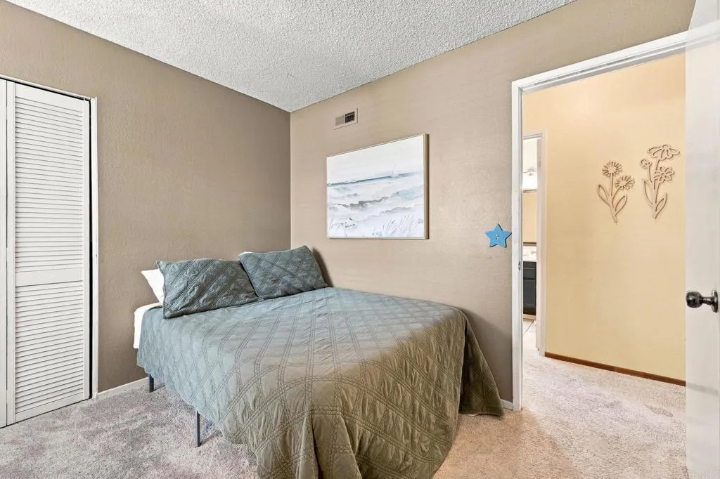 https://cdn.realtyfeed.com/cdn/127/307061070/15294d3f43e7994ec17d96210082cc2d.webp
