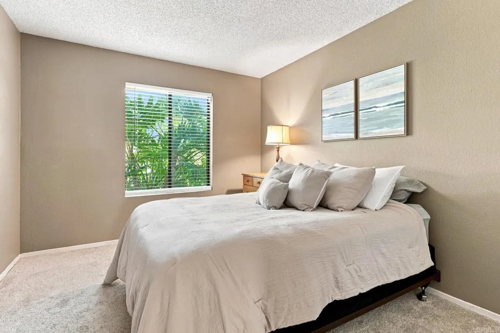 https://cdn.realtyfeed.com/cdn/127/307061070/241350b420b7a6ffc7917bd3129778eb.webp