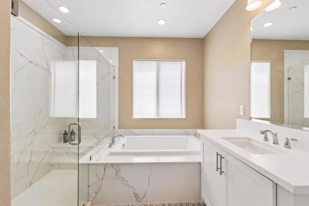 https://cdn.realtyfeed.com/cdn/127/307061073/17217a40c58ada459eb5f420ae18a9fb.webp