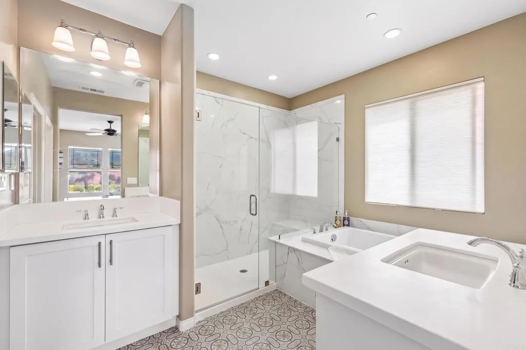 https://cdn.realtyfeed.com/cdn/127/307061073/204d742a36a732537a324439cfc2dc89.webp