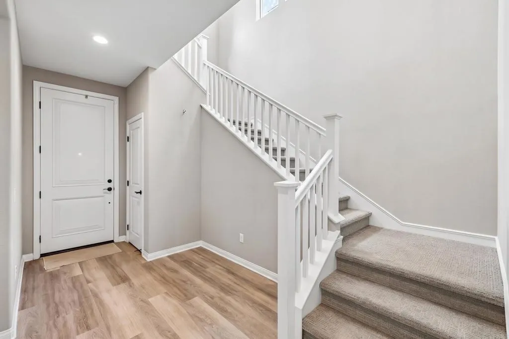 https://cdn.realtyfeed.com/cdn/127/307061073/3f6f87dc103687ef008a29a71977fed3.webp
