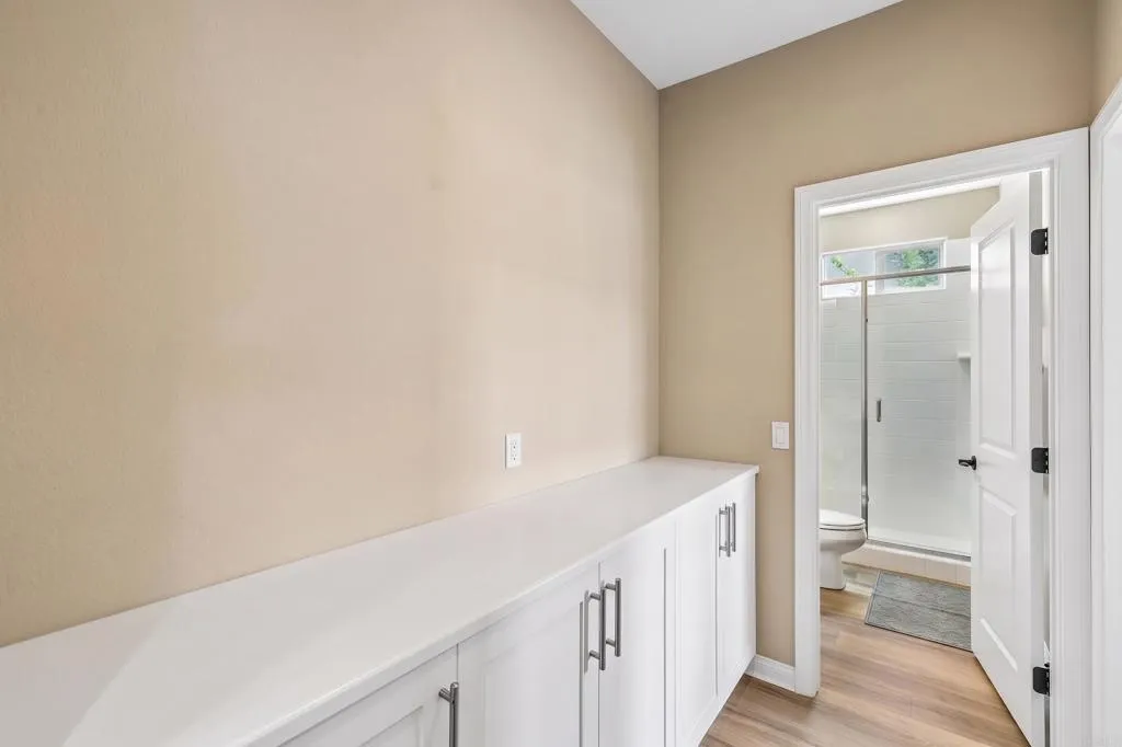 https://cdn.realtyfeed.com/cdn/127/307061073/7ba8a6a789fee0c12c663ef6bc99cbbd.webp