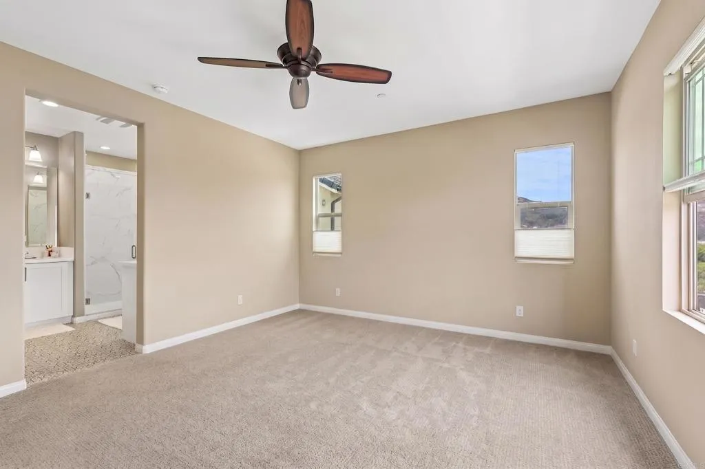 https://cdn.realtyfeed.com/cdn/127/307061073/922e4ade894d455ba8cb14be2449c3b2.webp