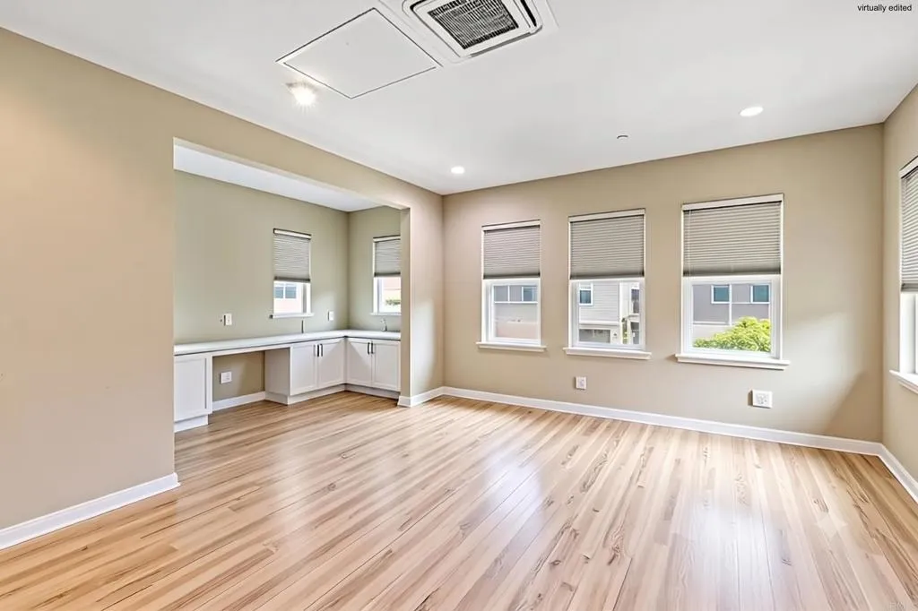 https://cdn.realtyfeed.com/cdn/127/307061073/e4aee6e6ea13e08deedeee9c83857d76.webp
