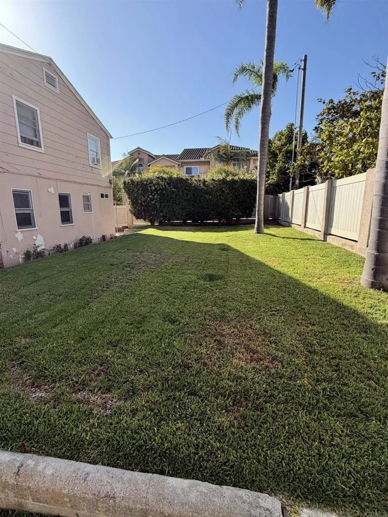 333 Beech Ave, Carlsbad, CA 92008 - Photo 2 of 5, Carlsbad, CA