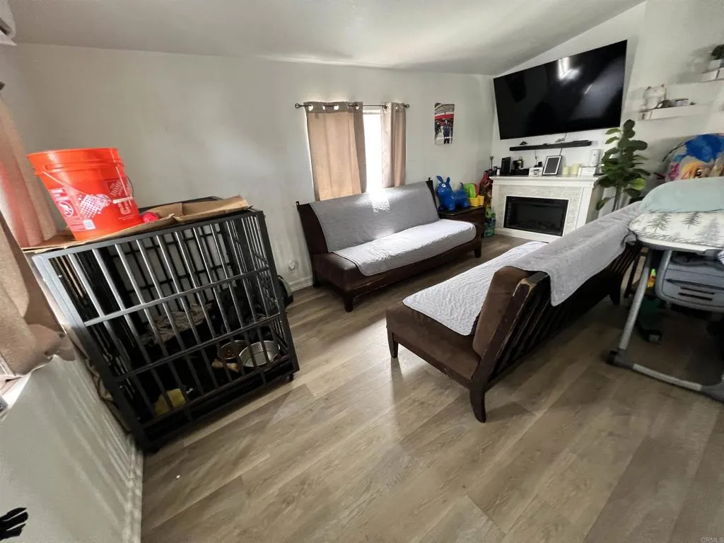 https://cdn.realtyfeed.com/cdn/127/307061102/a0f593b4ffe940940180552b706e5cdc.webp