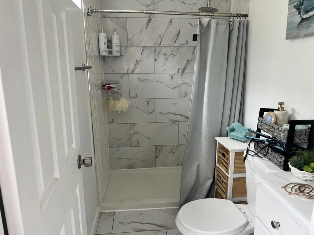https://cdn.realtyfeed.com/cdn/127/307061102/f8fd576cbc482485ee1fafd525fb2a5e.webp