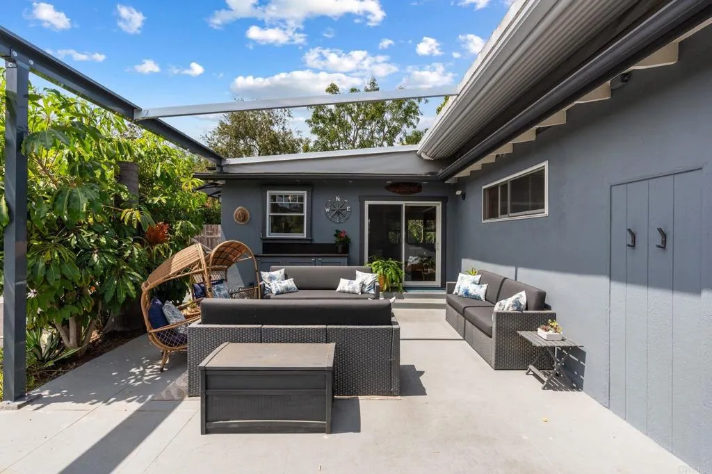 https://cdn.realtyfeed.com/cdn/127/307061158/04253379e66c3926ea3d6e1aae9c4631.webp
