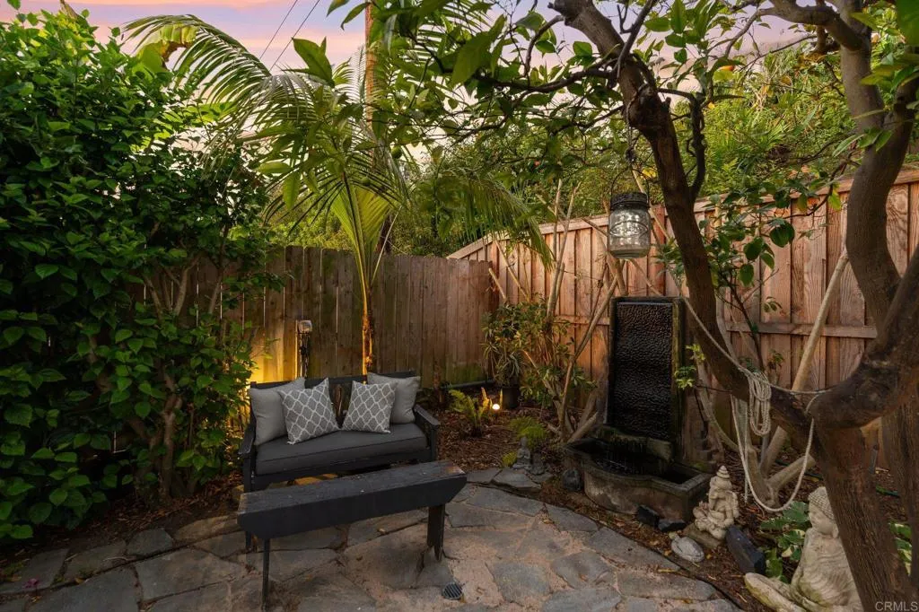 https://cdn.realtyfeed.com/cdn/127/307061158/4ff34e4e82a27b0b93d8c1b7764cbbc5.webp