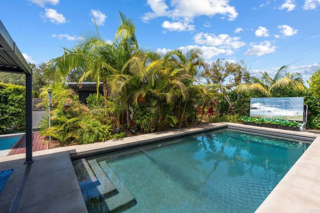 https://cdn.realtyfeed.com/cdn/127/307061158/963eefcb78e9658f23c6a076c09ee950.webp