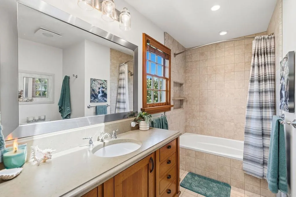 https://cdn.realtyfeed.com/cdn/127/307061158/a3b6a46484f5f8bf6052b1ce38bd5479.webp