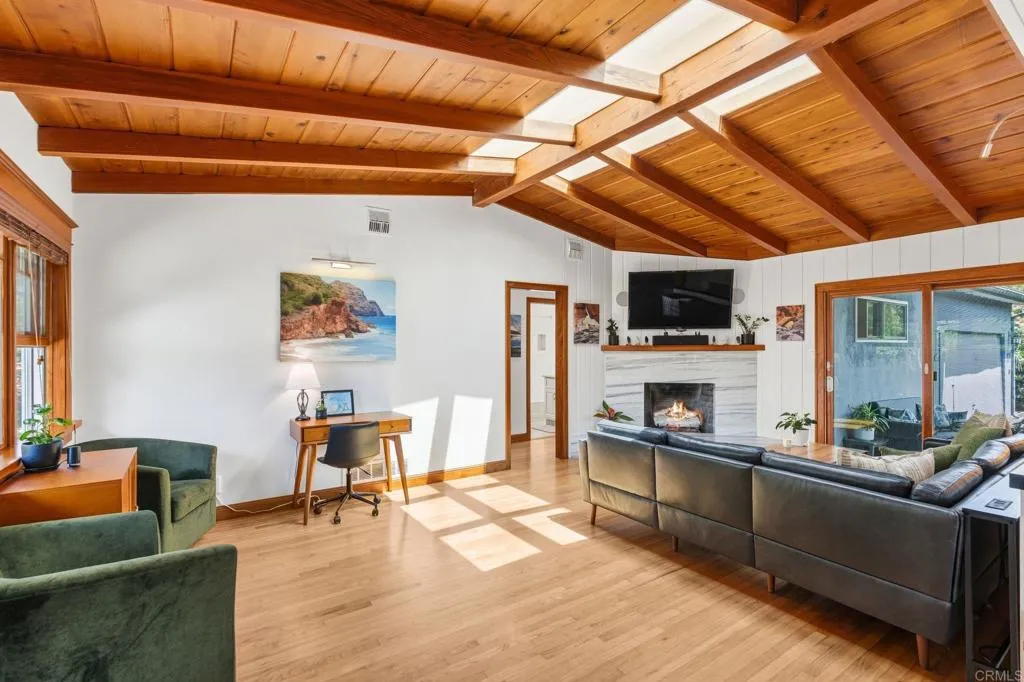 https://cdn.realtyfeed.com/cdn/127/307061158/ebb364eca7a26e7a62ba4679bb3fad68.webp