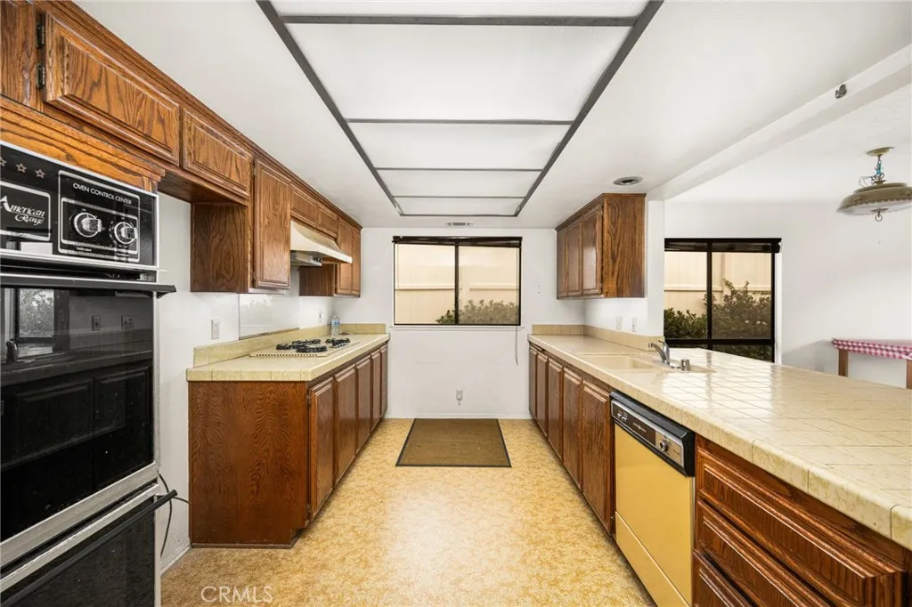 https://cdn.realtyfeed.com/cdn/127/307061325/3ba077831b33c233e16b748832b101a2.webp