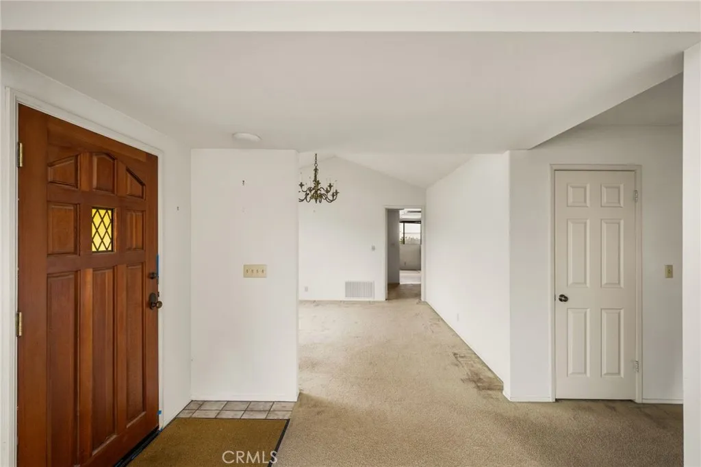https://cdn.realtyfeed.com/cdn/127/307061325/f0e447f5d4a146737561bab6ebec53c5.webp