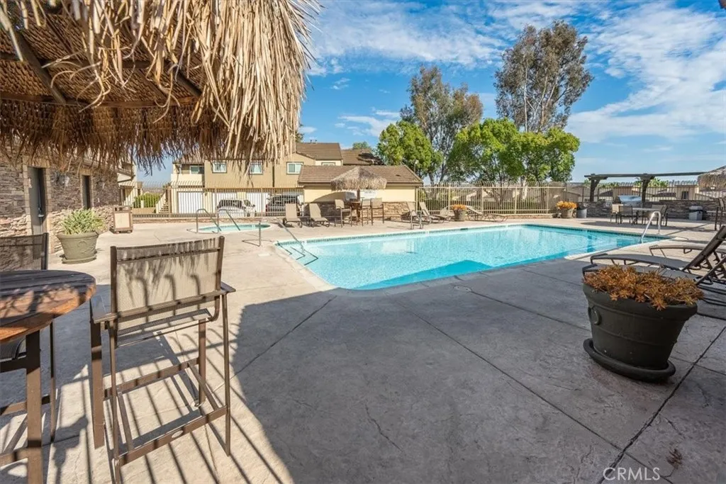 https://cdn.realtyfeed.com/cdn/127/307061332/17236cae72d1763178b1e59258ccd77f.webp