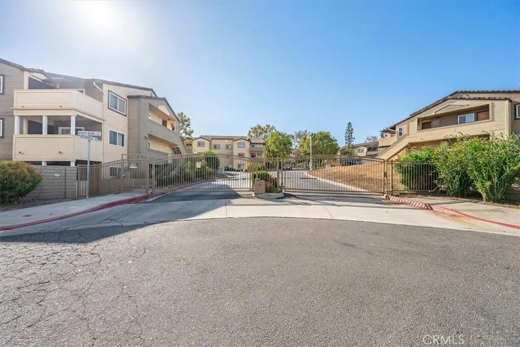 https://cdn.realtyfeed.com/cdn/127/307061332/442e3ad5460bb3052675267398591d74.webp