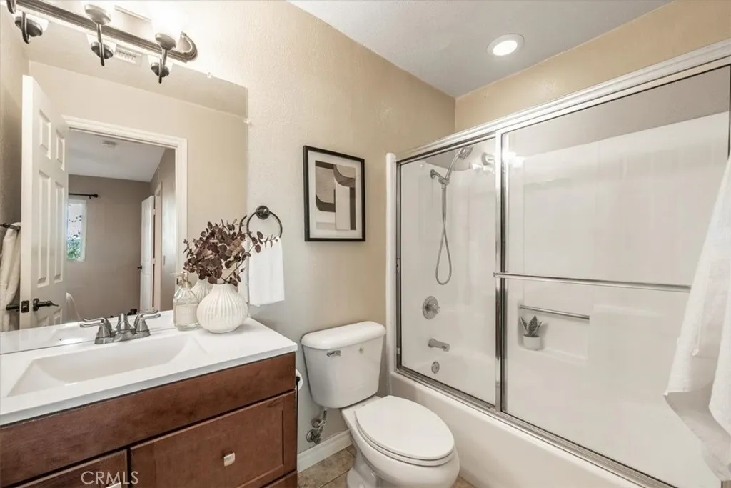 https://cdn.realtyfeed.com/cdn/127/307061332/5c2db459b0654bf50b1db33f7f37614c.webp