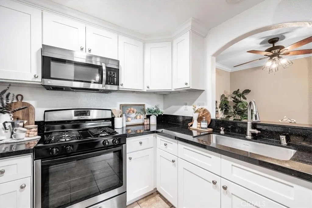 https://cdn.realtyfeed.com/cdn/127/307061332/884e0ca6e5e6080e258bc72a201fad5d.webp