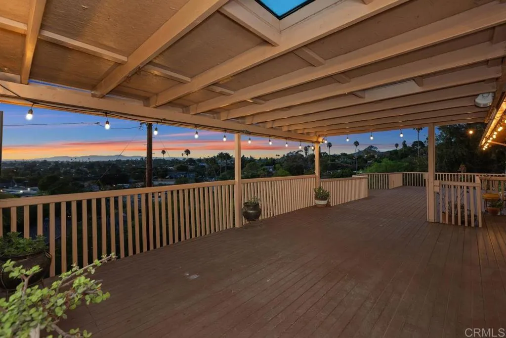 https://cdn.realtyfeed.com/cdn/127/307061336/0b9c63ebb2234aede4d3c5c78374d99a.webp