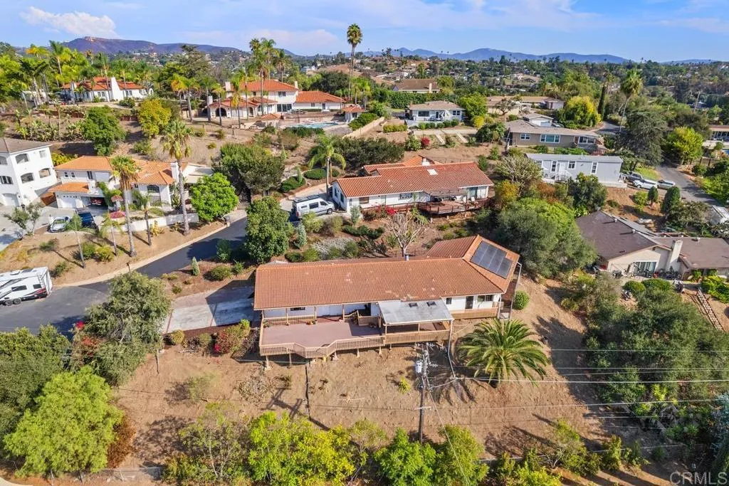 https://cdn.realtyfeed.com/cdn/127/307061336/27492040f70be3bc942208f29b2f318d.webp
