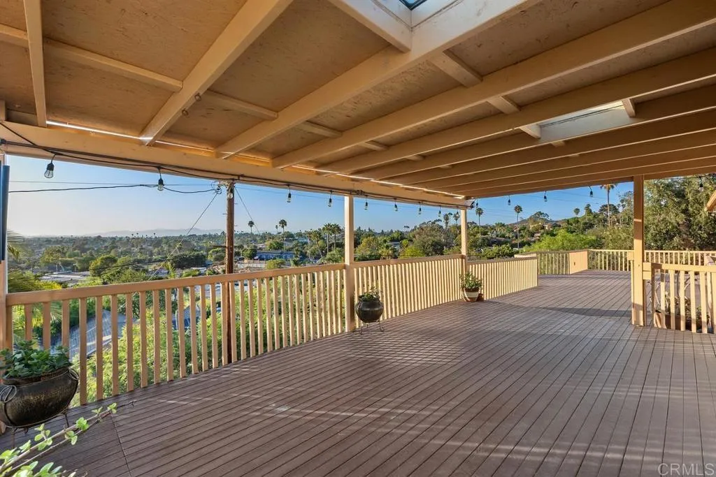 https://cdn.realtyfeed.com/cdn/127/307061336/329b0a9206dfade505992d68353e92dd.webp