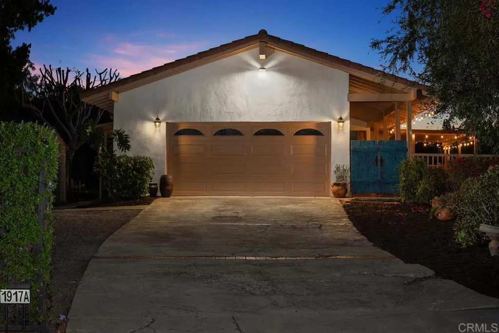 1917 Alta Vista Drive Unit A, Vista, CA 92084 - Main photo, Vista, CA