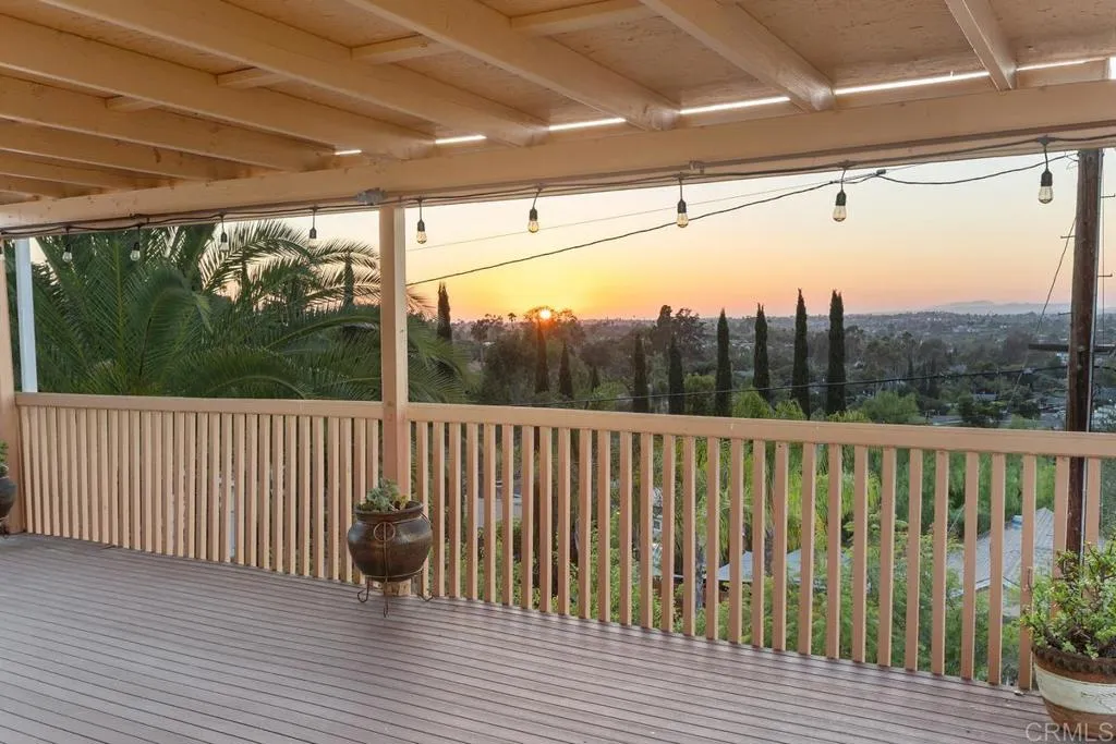 https://cdn.realtyfeed.com/cdn/127/307061336/440f3043cf78a2a85b61bb942b01d3d3.webp