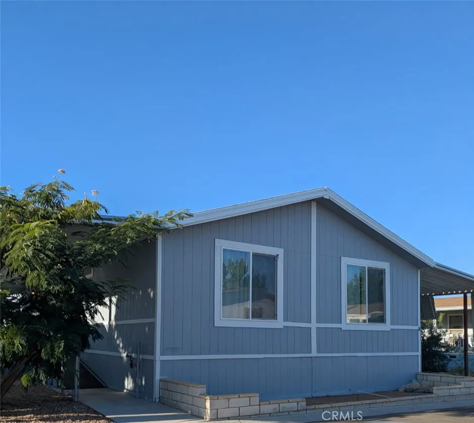 Apple Valley, CA 92307